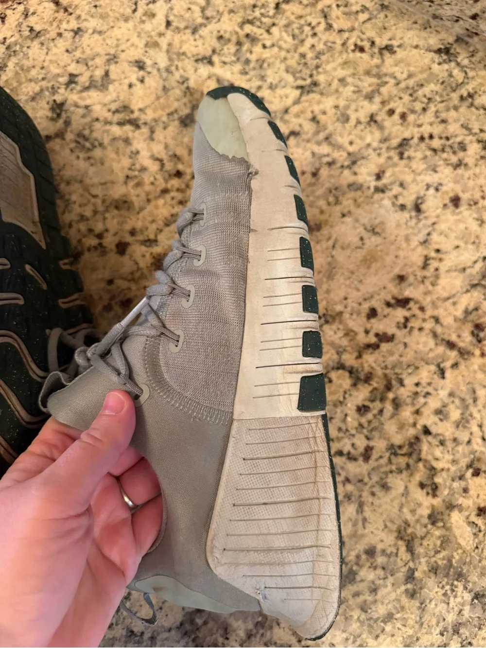 Nike free metcon 6 sage green size 10